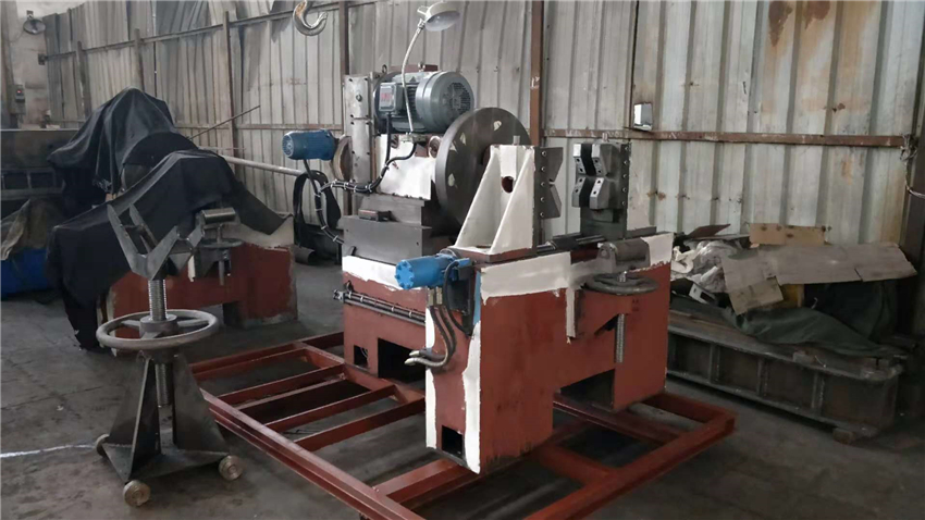 Beveling-Machine-Before -Painting-And-After-Weld-Iron-Stand-Pallet.jpg